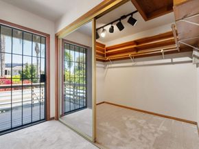 2646 Unicornio St, Carlsbad CA 92009