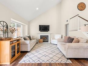 816 Lochwood Place, Escondido CA 92026