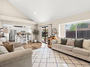 816 Lochwood Place, Escondido CA 92026