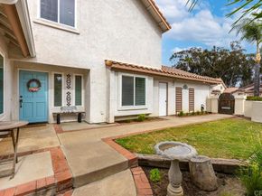 816 Lochwood Place, Escondido CA 92026