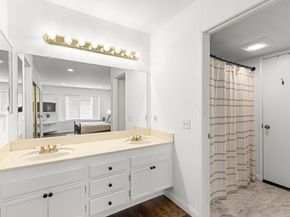 816 Lochwood Place, Escondido CA 92026