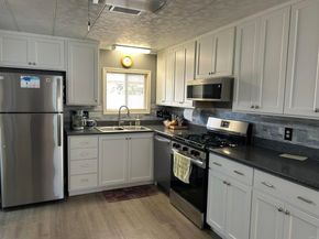 1506 Oak Drive 22, Vista CA 92084