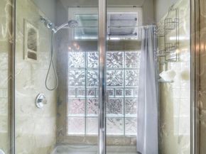 2301 Ivy Rd, Oceanside CA 92054