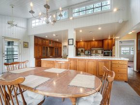 2301 Ivy Rd, Oceanside CA 92054