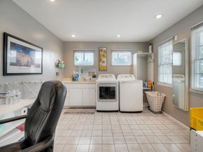 2301 Ivy Rd, Oceanside CA 92054