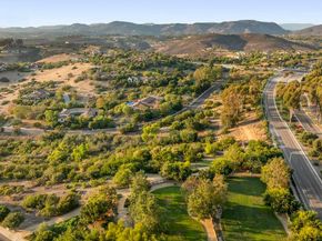 14773 Via Bettona, San Diego CA 92127