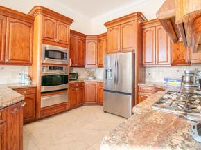 2057 Via Rancho Parkway, Escondido CA 92029