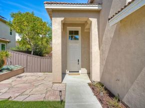 6890 Camino De Amigos, Carlsbad CA 92009