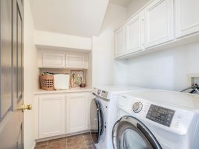 6890 Camino De Amigos, Carlsbad CA 92009