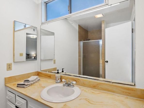 5448 Noah Way, San Diego CA 92117