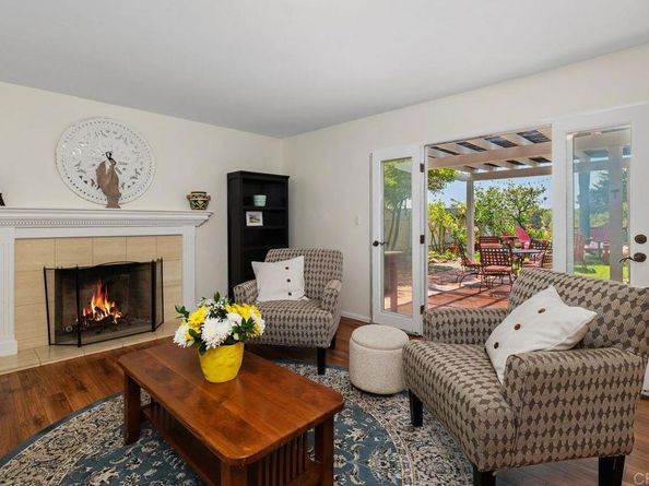 5448 Noah Way, San Diego CA 92117