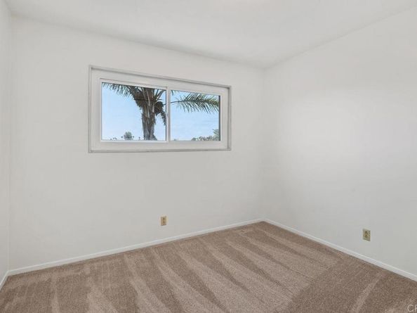 5448 Noah Way, San Diego CA 92117