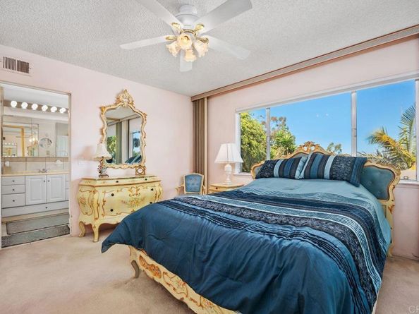 2490 Pinewood Street, Del Mar CA 92014