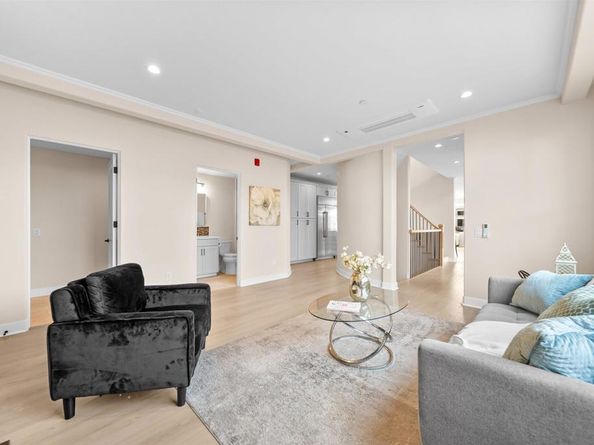 812 N Cleveland Street 3, Oceanside CA 92054