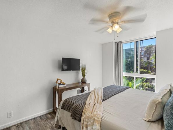 999 N Pacific Street E104, Oceanside CA 92054