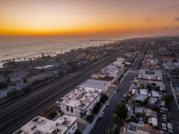 1125 S Cleveland Street 103, Oceanside CA 92054