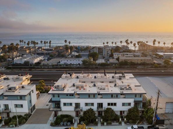 1125 S Cleveland Street 103, Oceanside CA 92054