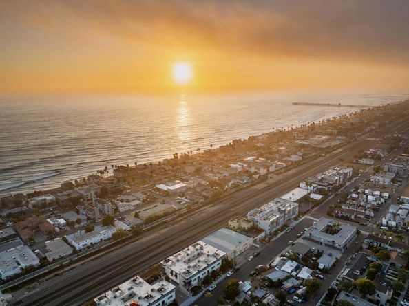 1125 S Cleveland Street 103, Oceanside CA 92054