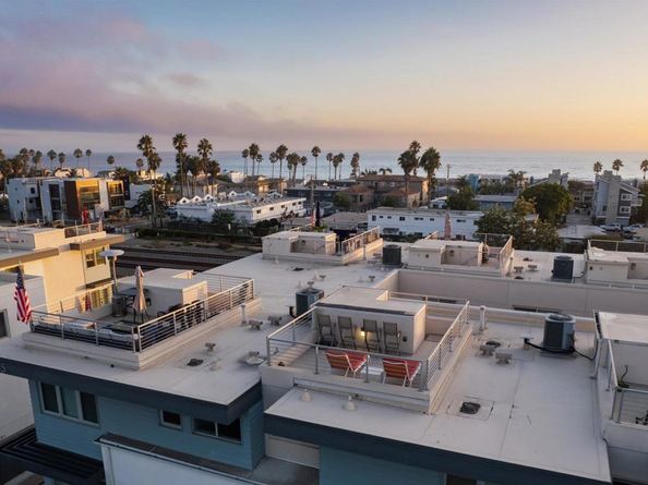 1125 S Cleveland Street 103, Oceanside CA 92054