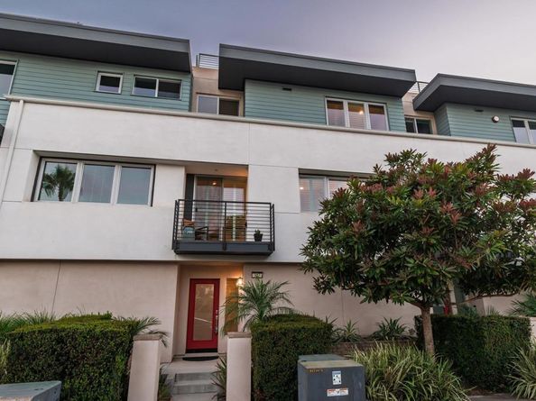 1125 S Cleveland Street 103, Oceanside CA 92054