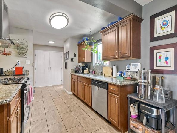 118 W 11th Avenue, Escondido CA 92025
