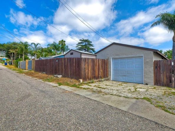 118 W 11th Avenue, Escondido CA 92025