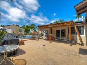 118 W 11th Avenue, Escondido CA 92025