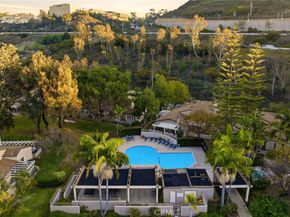 5617 Adobe Falls C, San Diego CA 92120