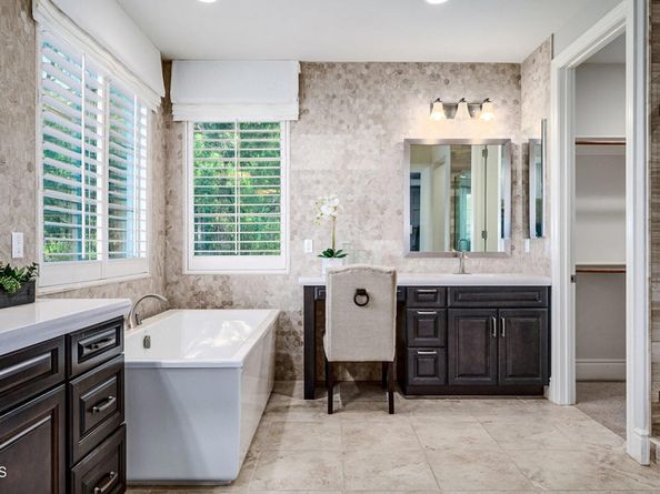 8300 Mariposa Court, West Hills CA 91304