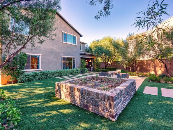 8300 Mariposa Court, West Hills CA 91304