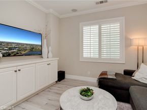 302 Canoe Pond, Costa Mesa CA 92627