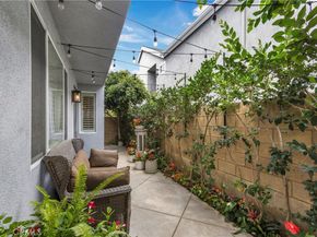 302 Canoe Pond, Costa Mesa CA 92627