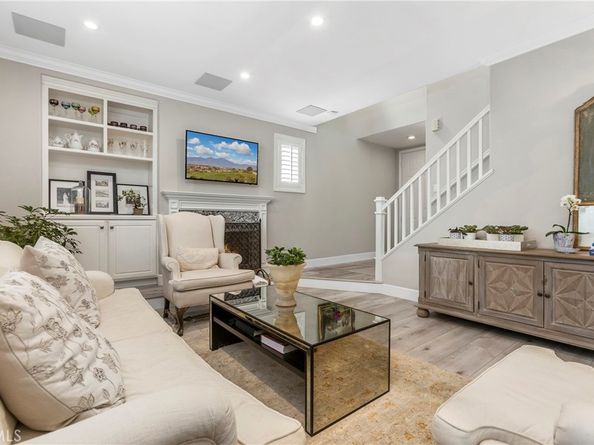 302 Canoe Pond, Costa Mesa CA 92627