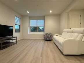 110 Sunnyside, Irvine CA 92618