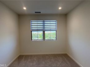 110 Sunnyside, Irvine CA 92618