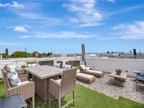 2105 Two Harbors Circle, Costa Mesa CA 92627