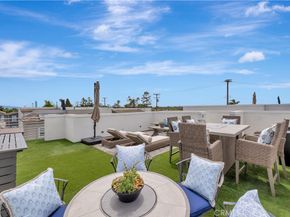 2105 Two Harbors Circle, Costa Mesa CA 92627