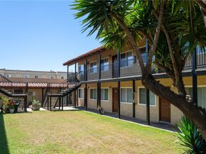 293 Avocado Street, Costa Mesa CA 92627
