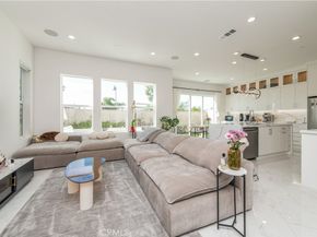 131 Reyes Alley, Lake Forest CA 92630