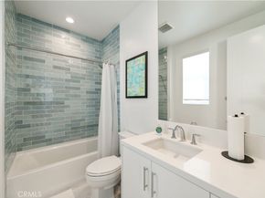 131 Reyes Alley, Lake Forest CA 92630