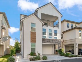 131 Reyes Alley, Lake Forest CA 92630