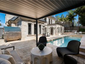 2027 Santiago, Newport Beach CA 92660