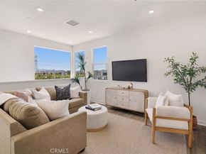 3648 S. Eichler Paseo 8, Ontario CA 91761