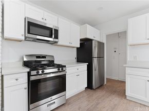 17363 Saticoy Street, Northridge CA 91325