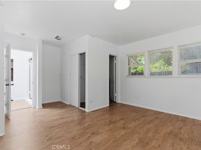 17363 Saticoy Street, Northridge CA 91325