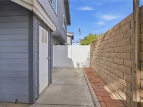 403 S Newhope unit C, Santa Ana CA 92704
