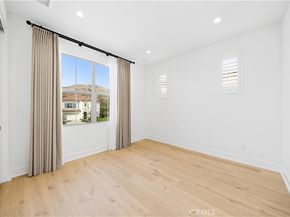 106 Albero, Irvine CA 92602