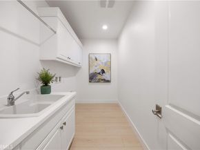 70 Weston, Irvine CA 92620