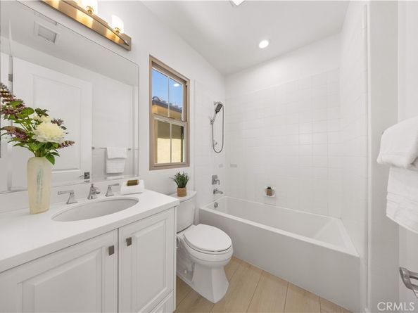 70 Weston, Irvine CA 92620