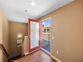 53 N Oak Avenue 6, Pasadena CA 91107
